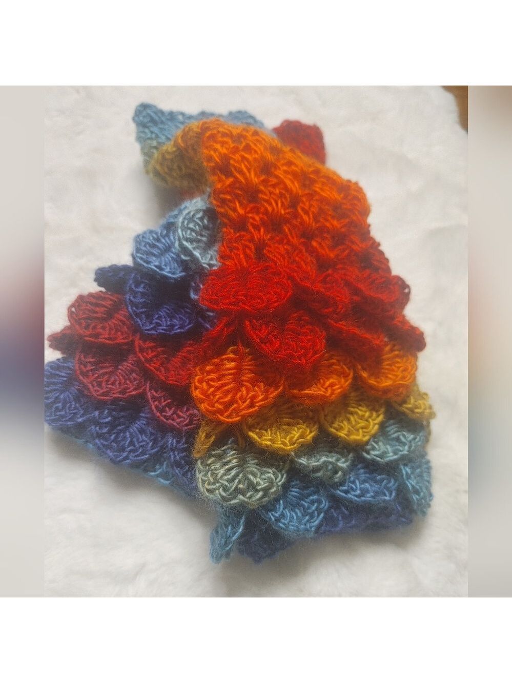 Just in! Handmade Dragonscale Fingerless Texting Gloves Bright Beautiful Rainbow